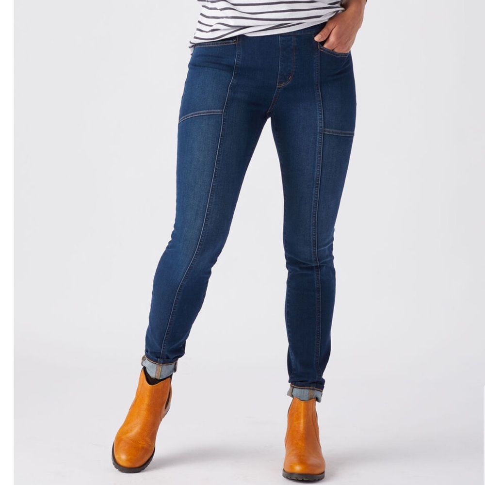 Duluth Trading Women's Jean-Netics Pull-On Skinny Jeans